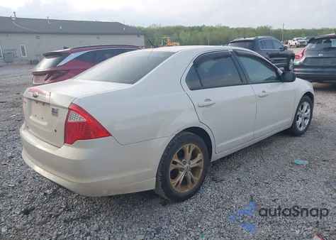 2011 Ford Fusion S из США, поврежденный, VIN 3FAHP0GA7BR317358